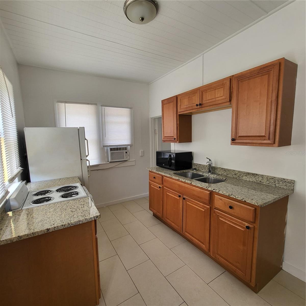 LARGO HEIGHTS REV - Residential Income