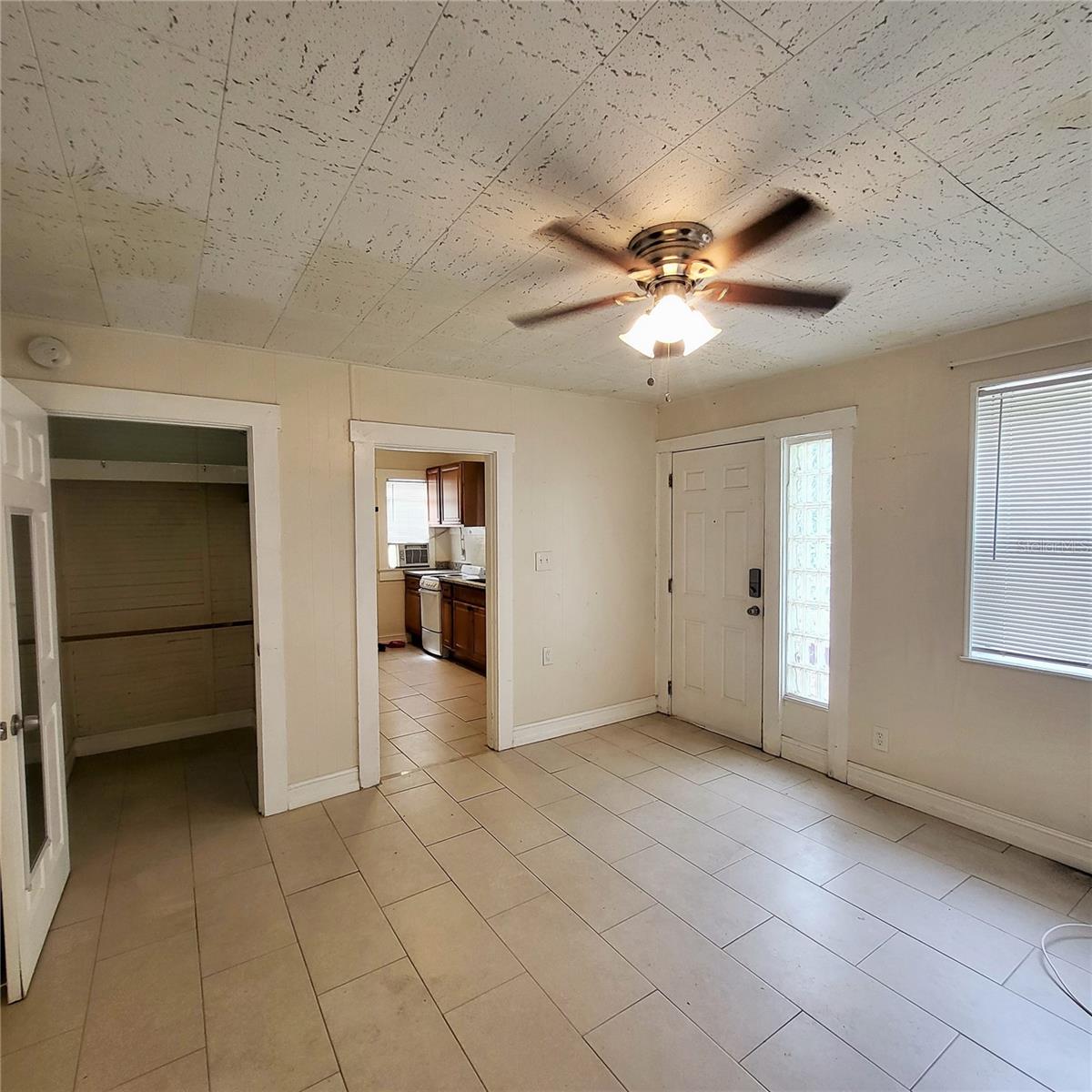 LARGO HEIGHTS REV - Residential Income
