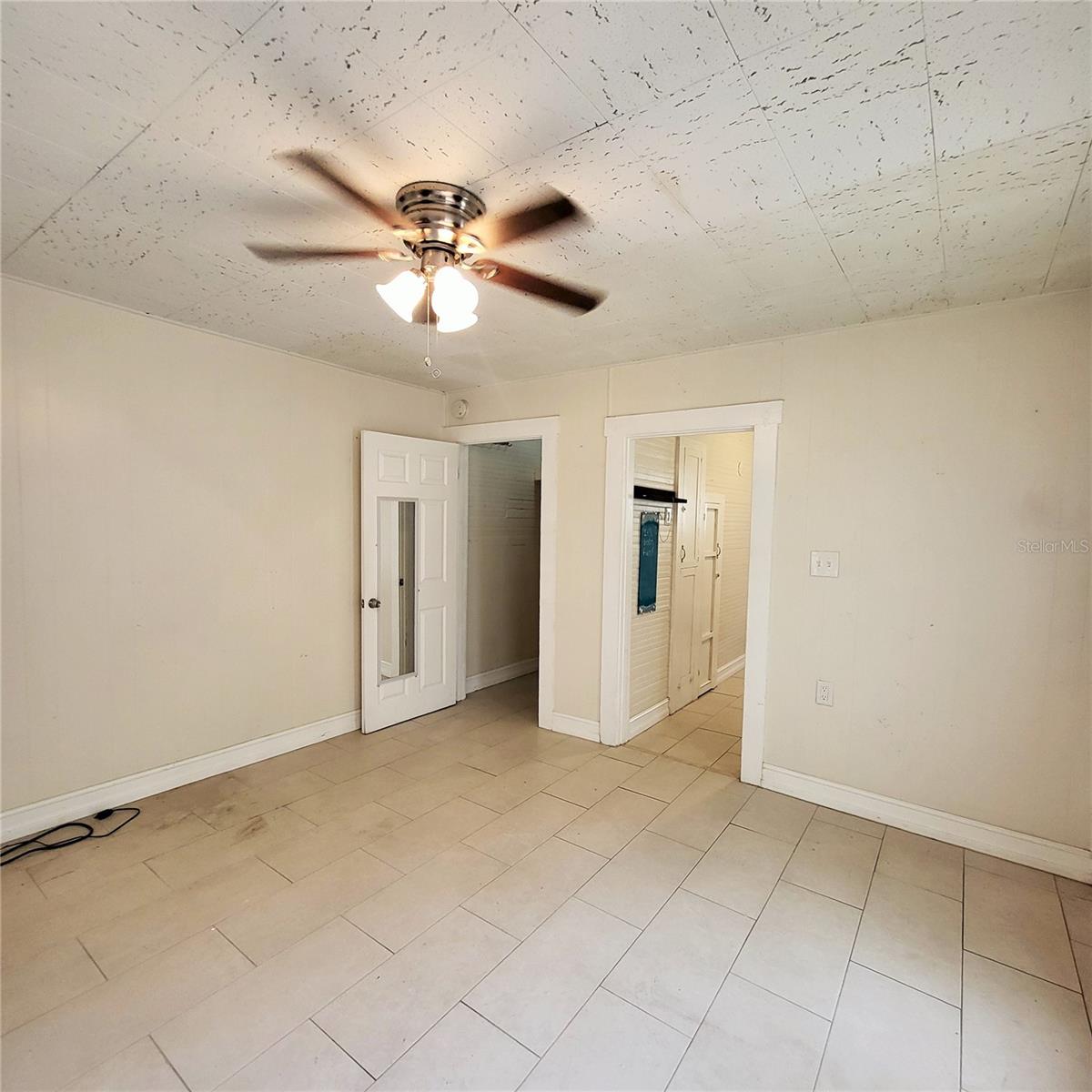 LARGO HEIGHTS REV - Residential Income