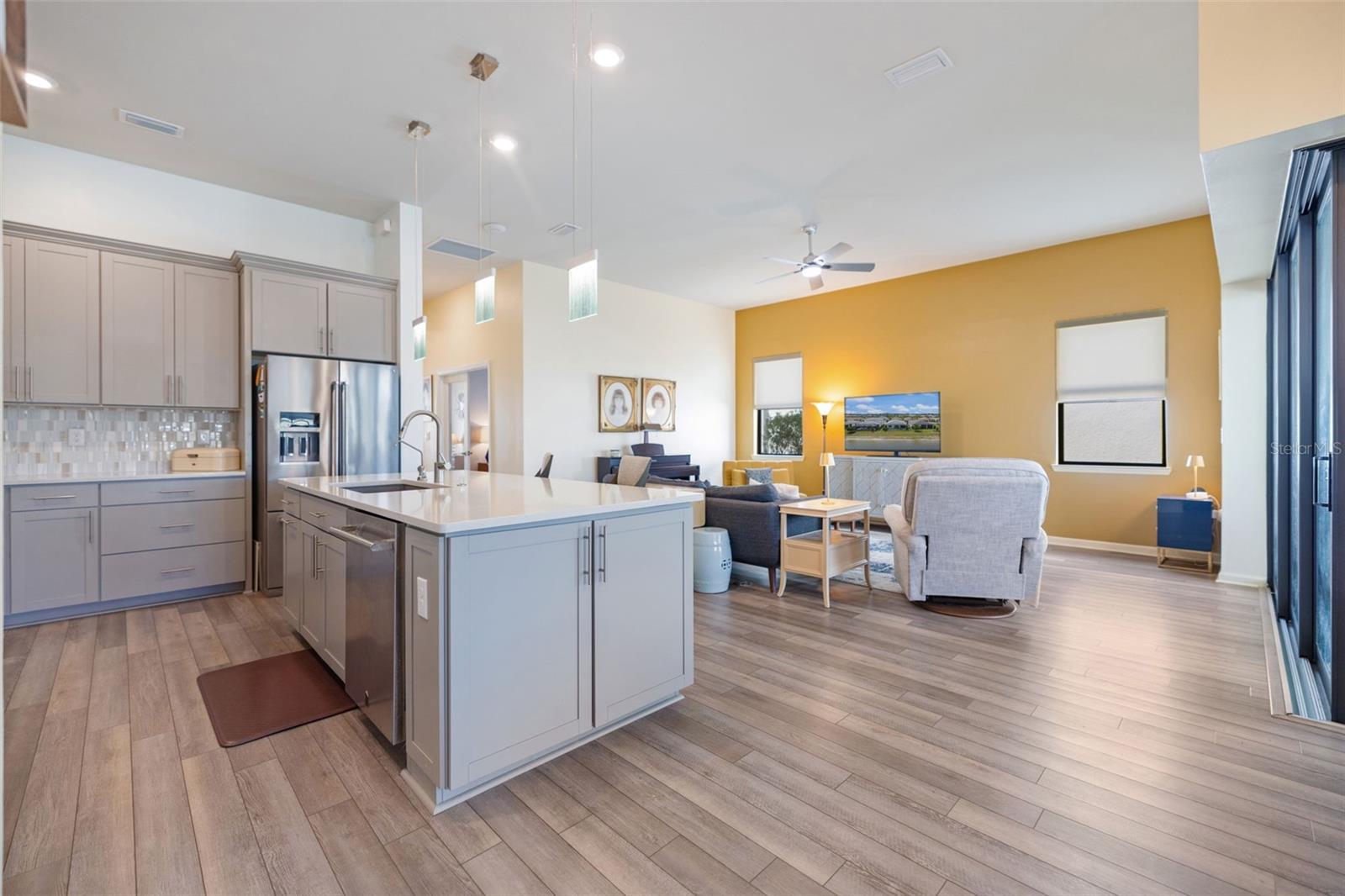 6266 CRESTED EAGLE LANE