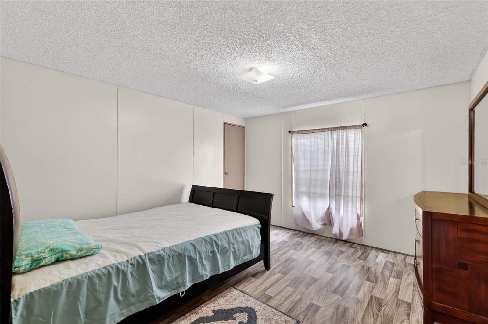 ROCK SPRINGS RDG PH V-8 - Residential