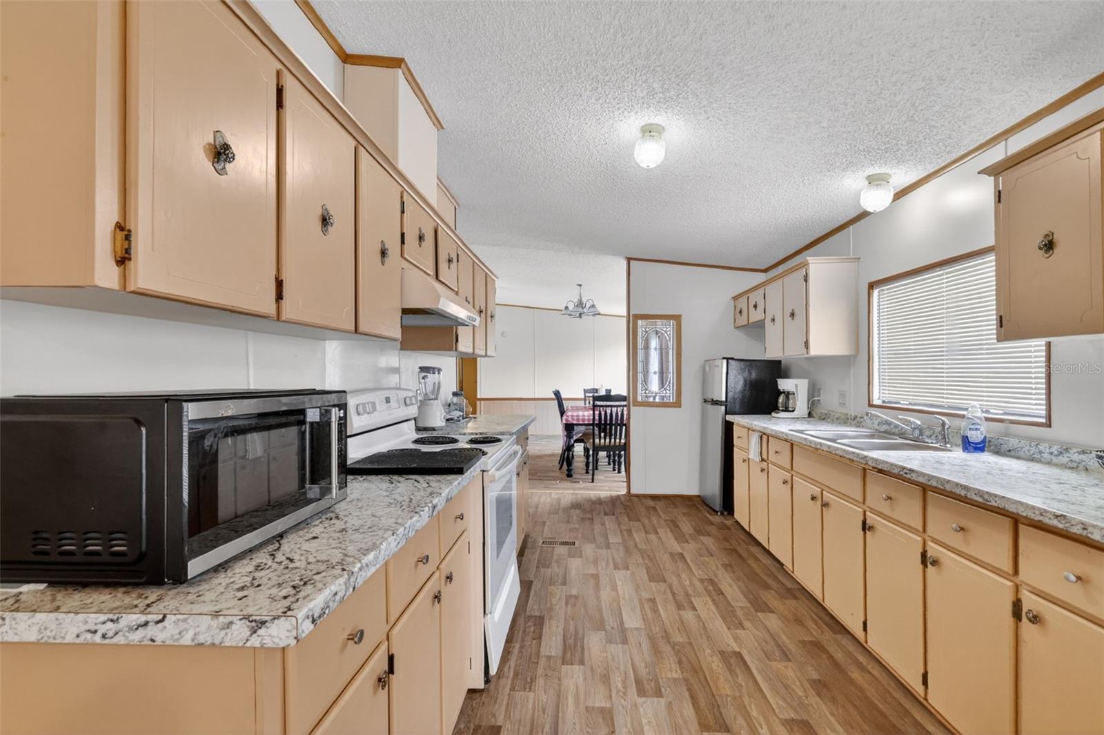 ROCK SPRINGS RDG PH V-8 - Residential