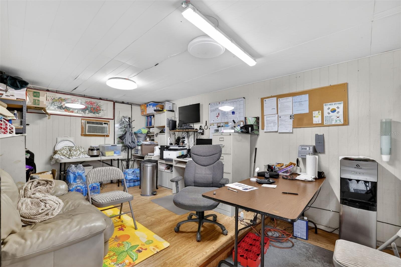 ROCK SPRINGS RDG PH V-8 - Residential