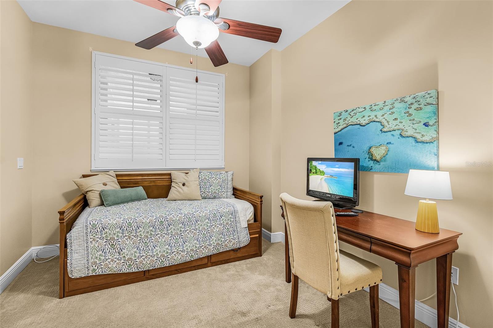 GRANDE ISLE TOWERS I & 02 PH I - Residential