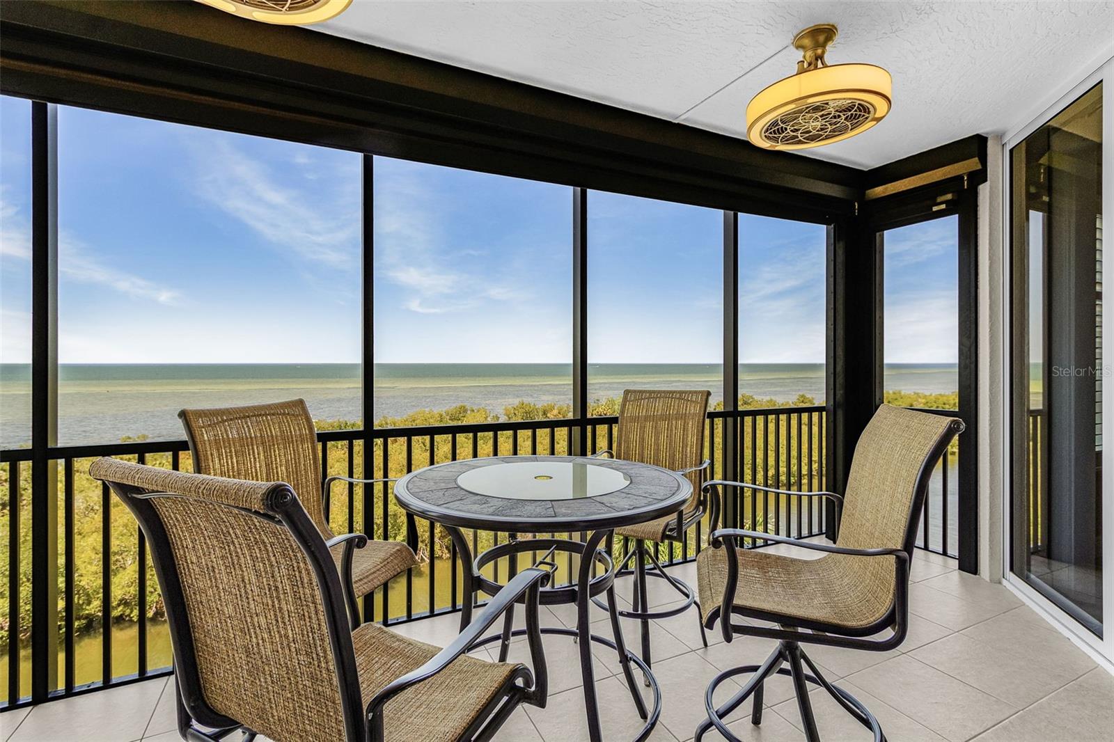 GRANDE ISLE TOWERS I & 02 PH I - Residential