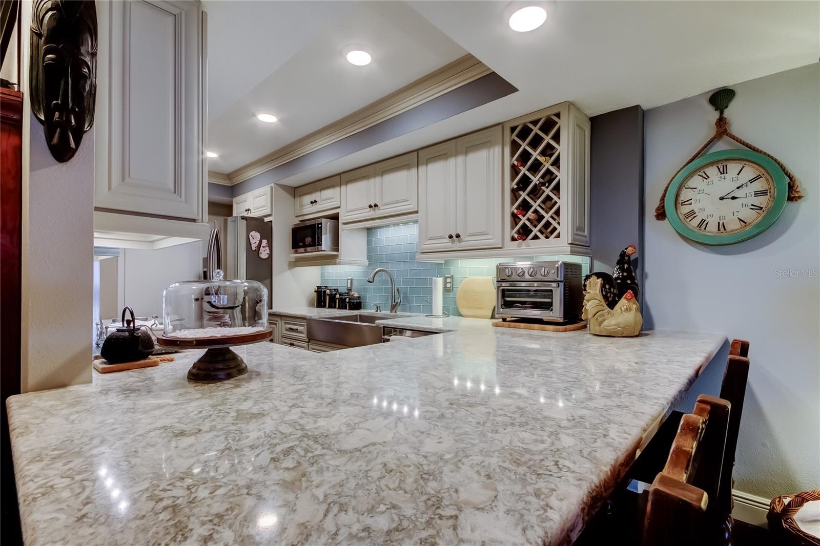 SOUTH PAULA POINT CONDO - Residential