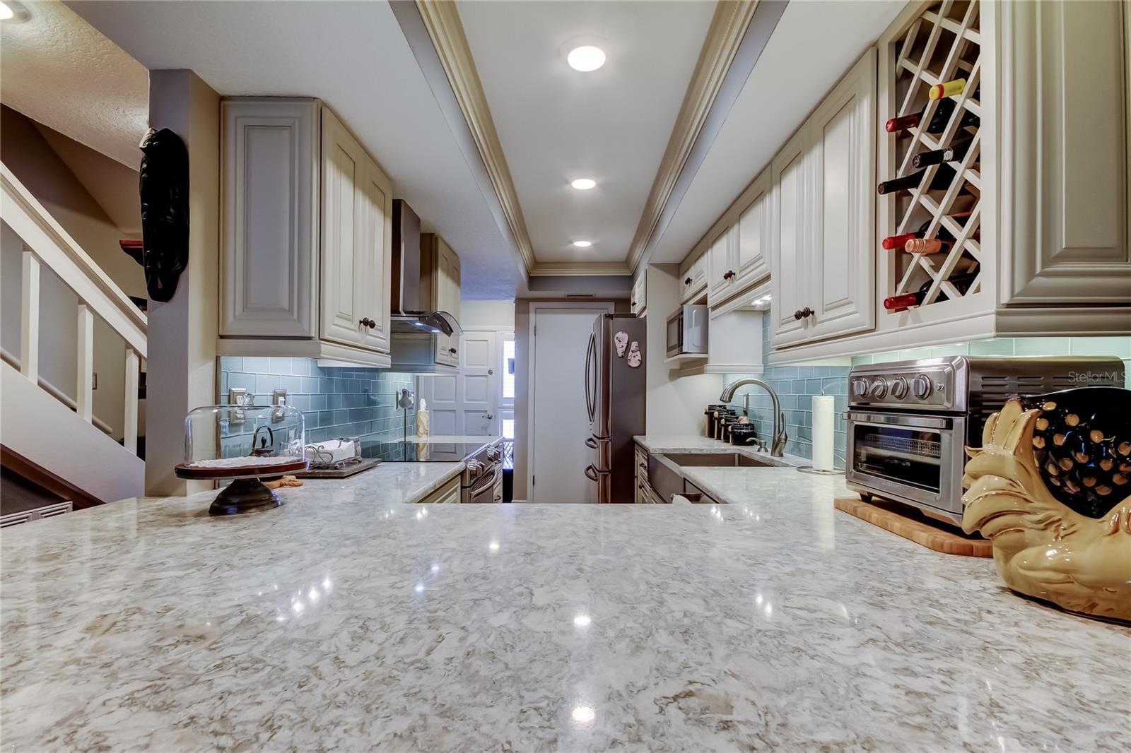 SOUTH PAULA POINT CONDO - Residential
