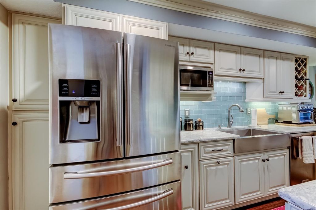 Photo of 433 Paula Drive S #27, Dunedin, FL 34698 (MLS # TB8439356)