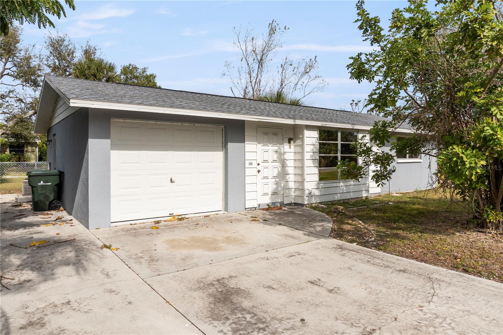 SOUTH VENICE - Residential