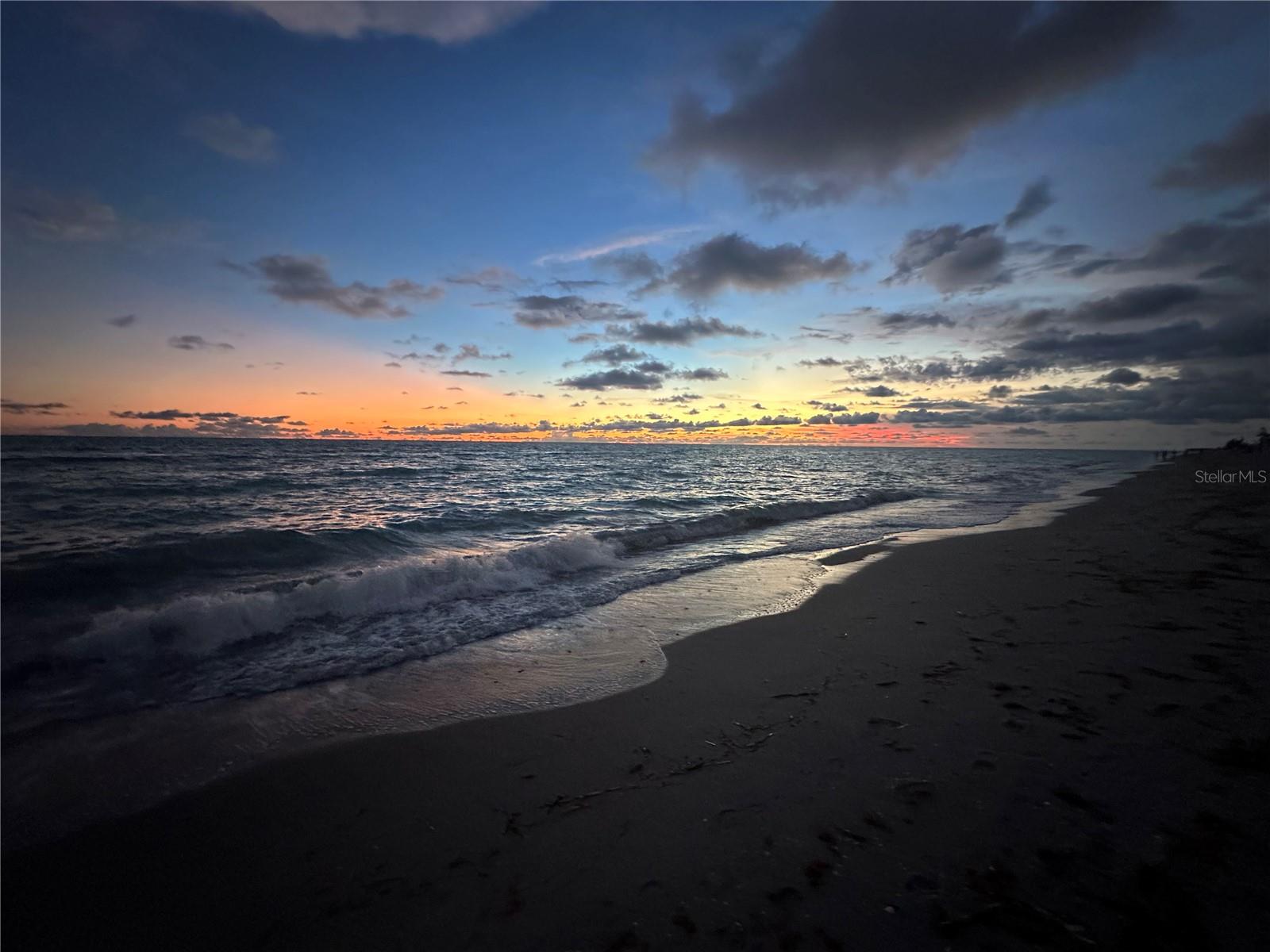 SOUTH VENICE - Residential