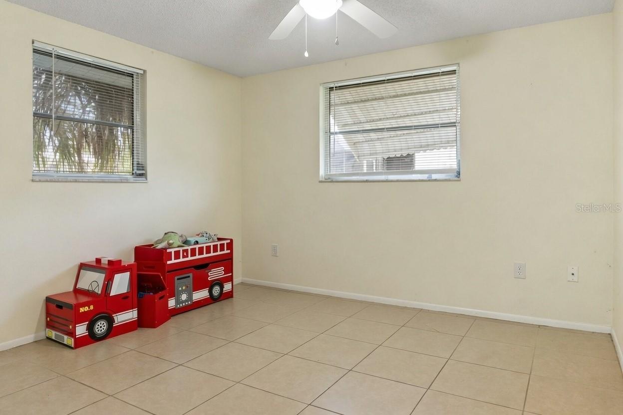 SOUTH VENICE - Residential