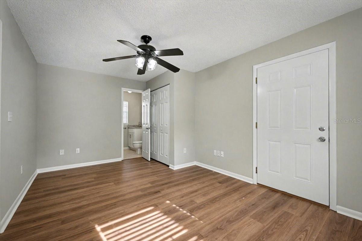 MC NARY RIVER LTS 08 & 08 01/2 ORMOND - Residential