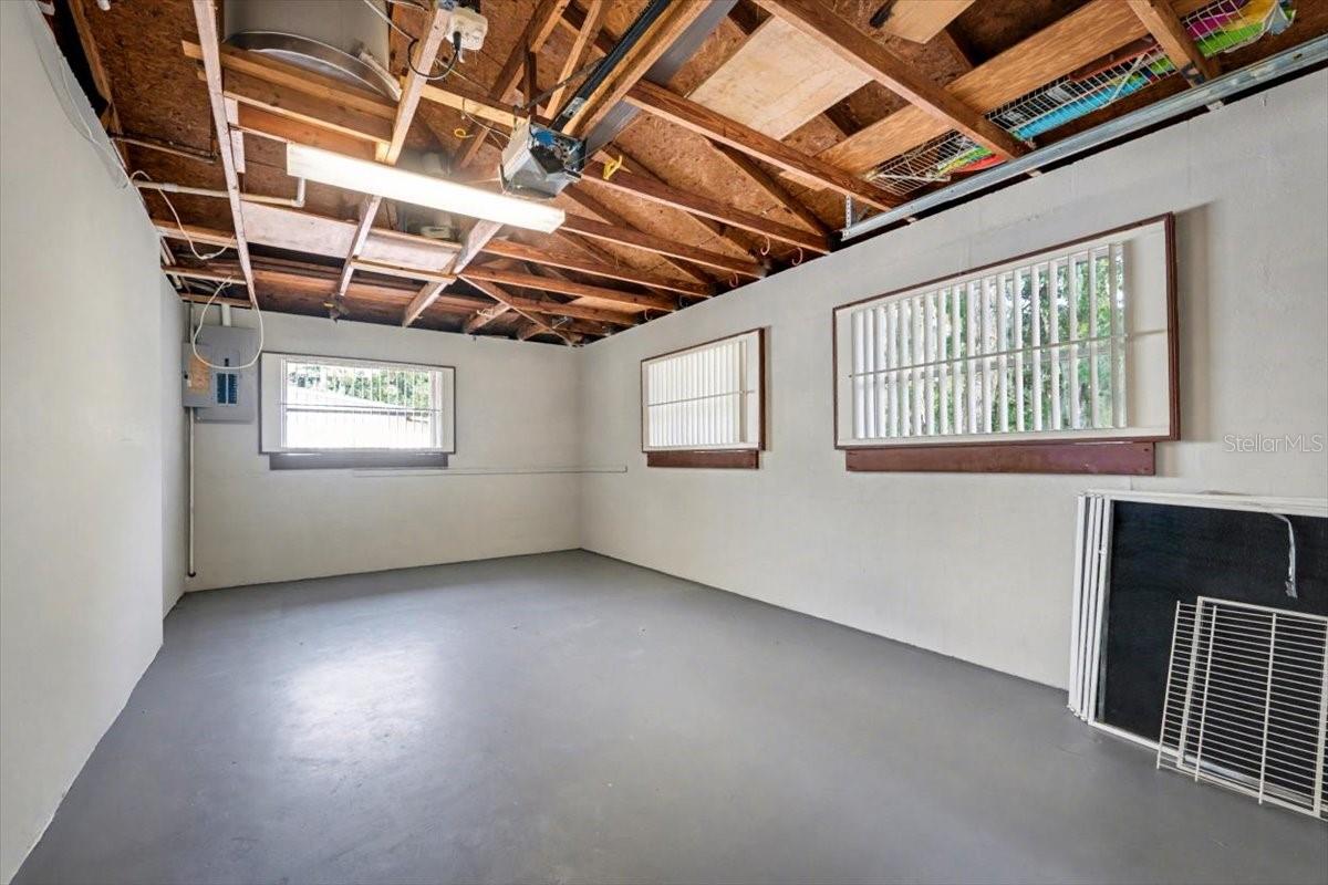 MC NARY RIVER LTS 08 & 08 01/2 ORMOND - Residential