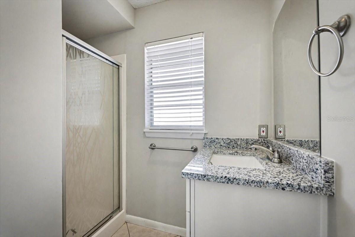 MC NARY RIVER LTS 08 & 08 01/2 ORMOND - Residential