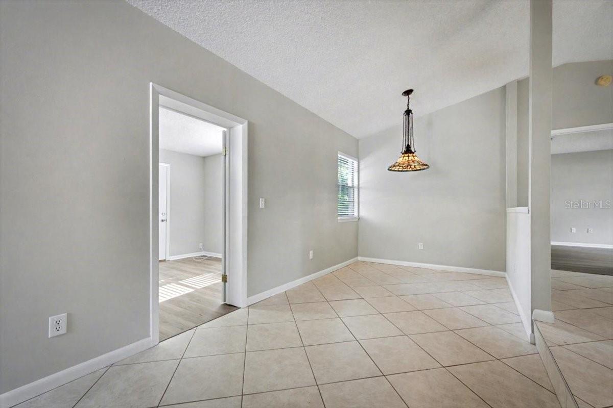 MC NARY RIVER LTS 08 & 08 01/2 ORMOND - Residential