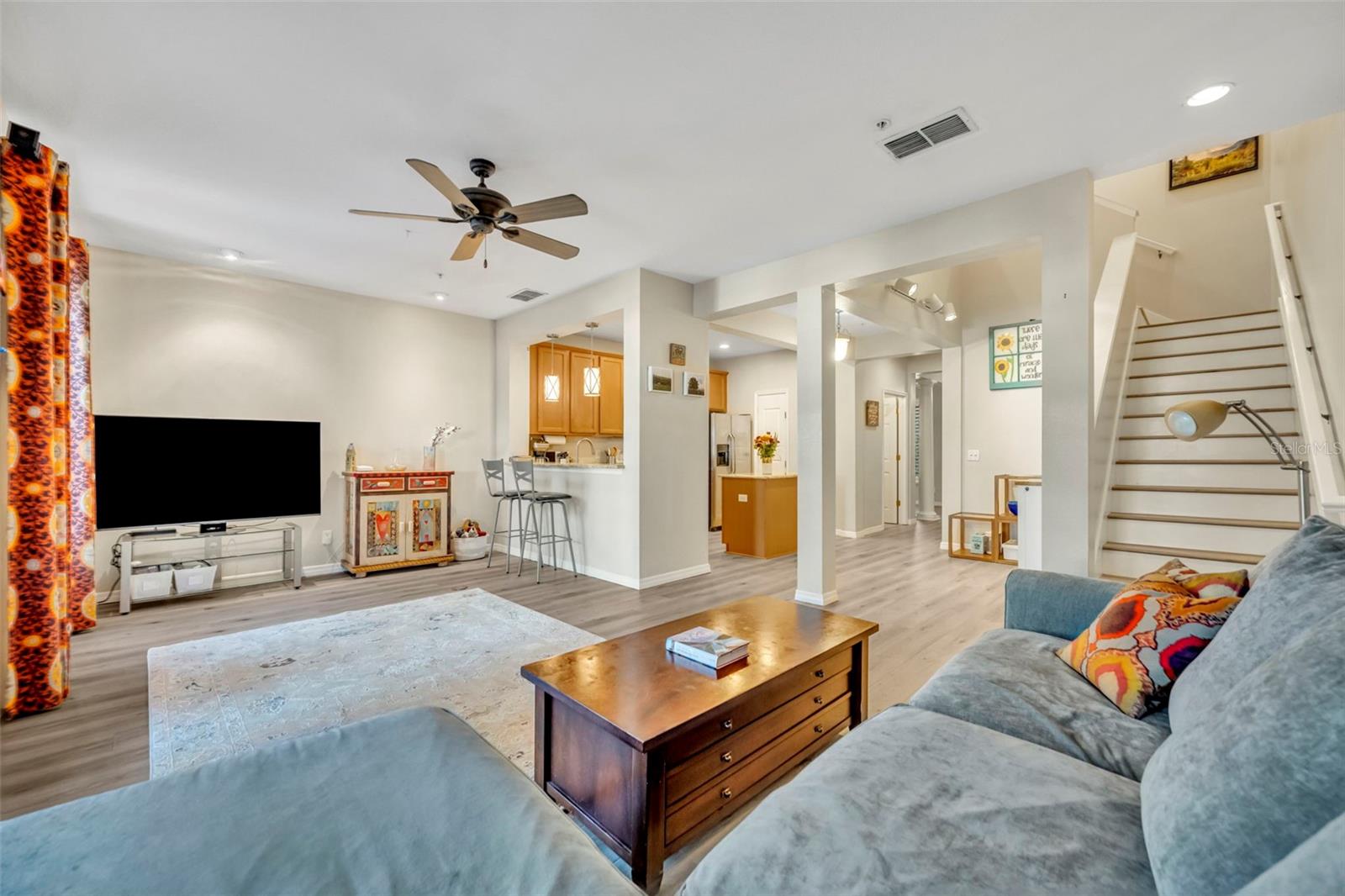 BALDWIN PARK - Residential