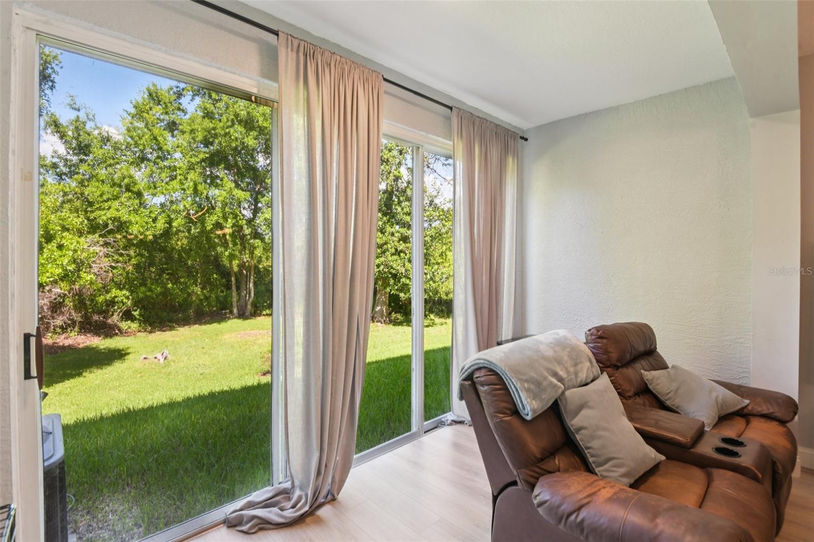 LAKE POINTE AT COUNTRYSIDE - Residential