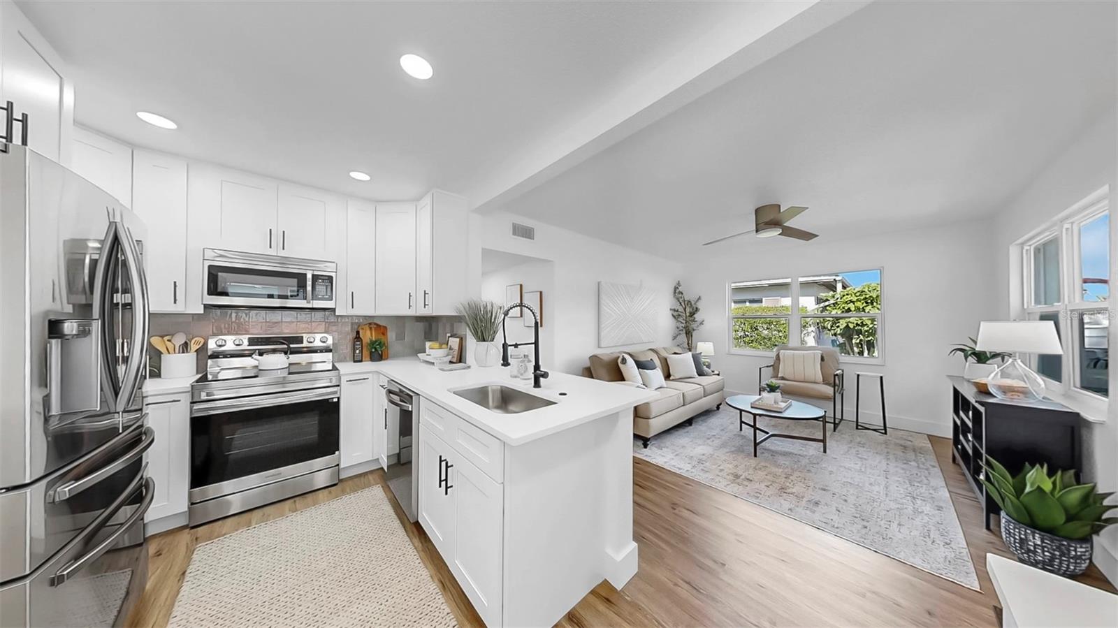 4112 W LAWN AVENUE