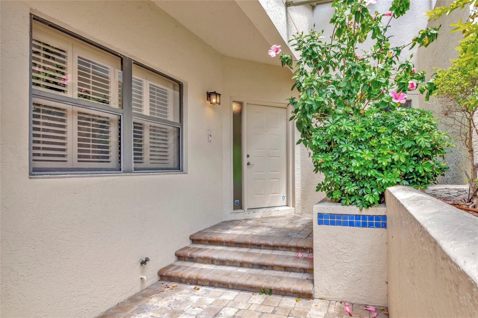 1712 STARLING DRIVE 101