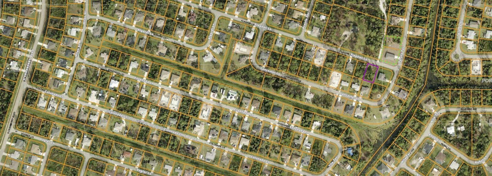 Great location! Lovely neighborhood perfect for building your dream home in the thriving city of North Port, home of the Atlanta Braves Spring Training. Minutes to Butler Park, the Morgan Family Community Center and the North Port Aquatic Center. Centrally located to EVERYTHING...US-41, I-75, schools, Suncoast Technical College, Shannon Staub Library, and plenty of shopping and dining. Close to Venice, Port Charlotte & Punta Gorda. Near Sunseeker Resorts, the newly opened waterfront oasis. Convenient access to many golf courses, world-class fishing, boating, and stunning Gulf beaches!
