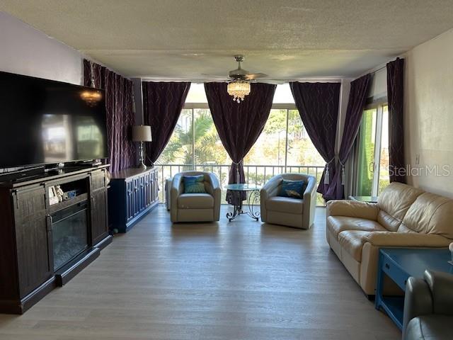 IMPERIAL COVE 3 - Residential