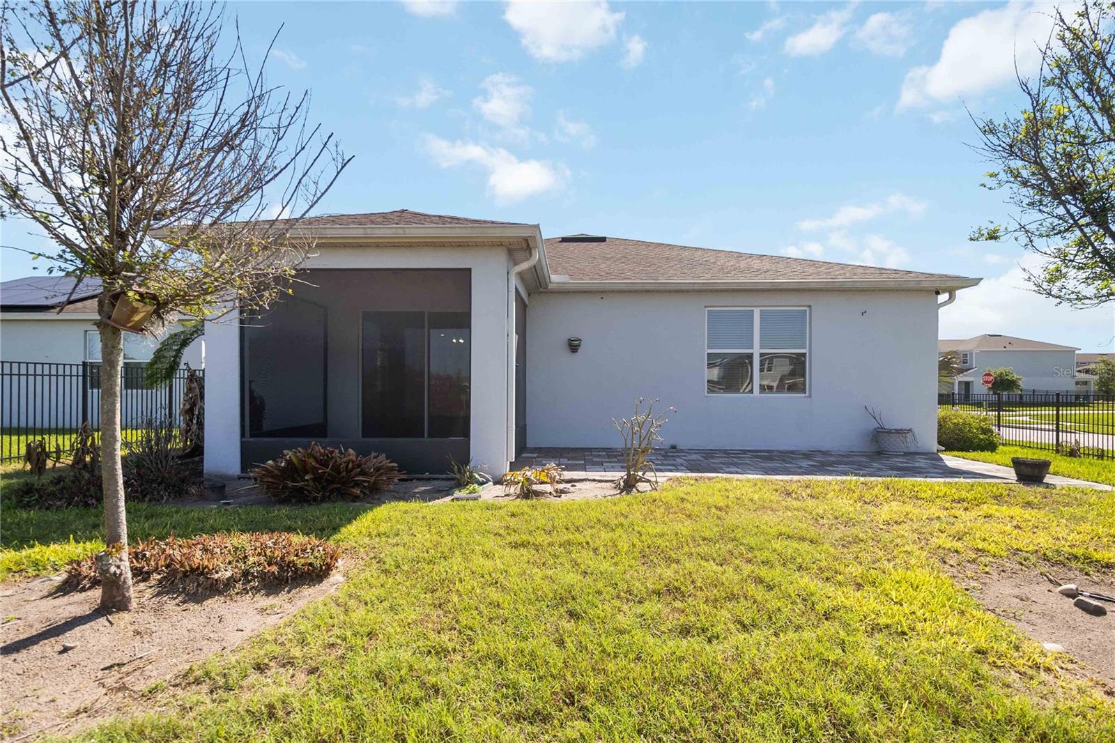 LIVE OAK LAKE PH 1 - Residential