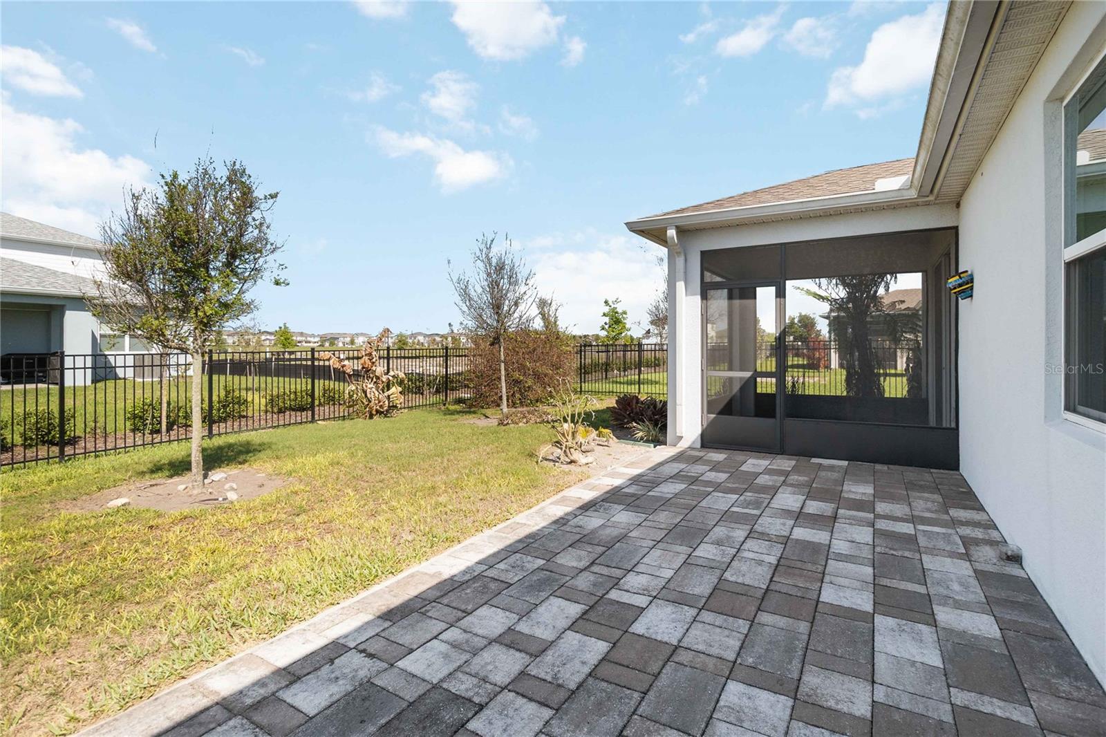 LIVE OAK LAKE PH 1 - Residential