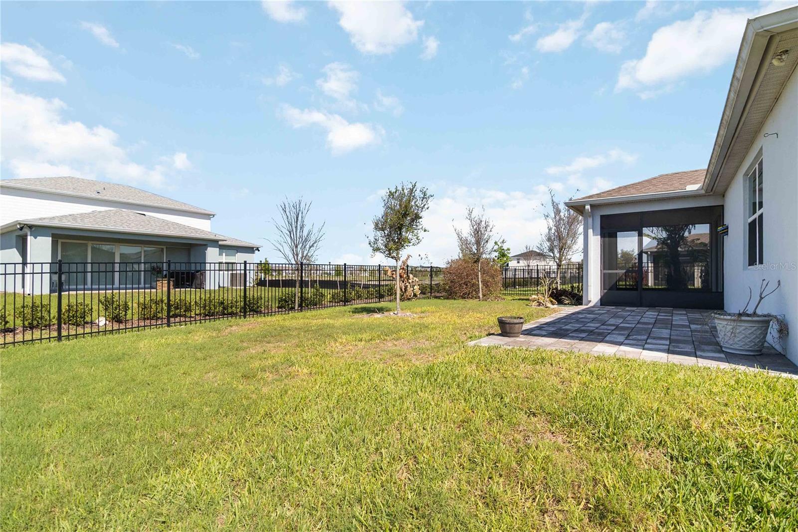 LIVE OAK LAKE PH 1 - Residential