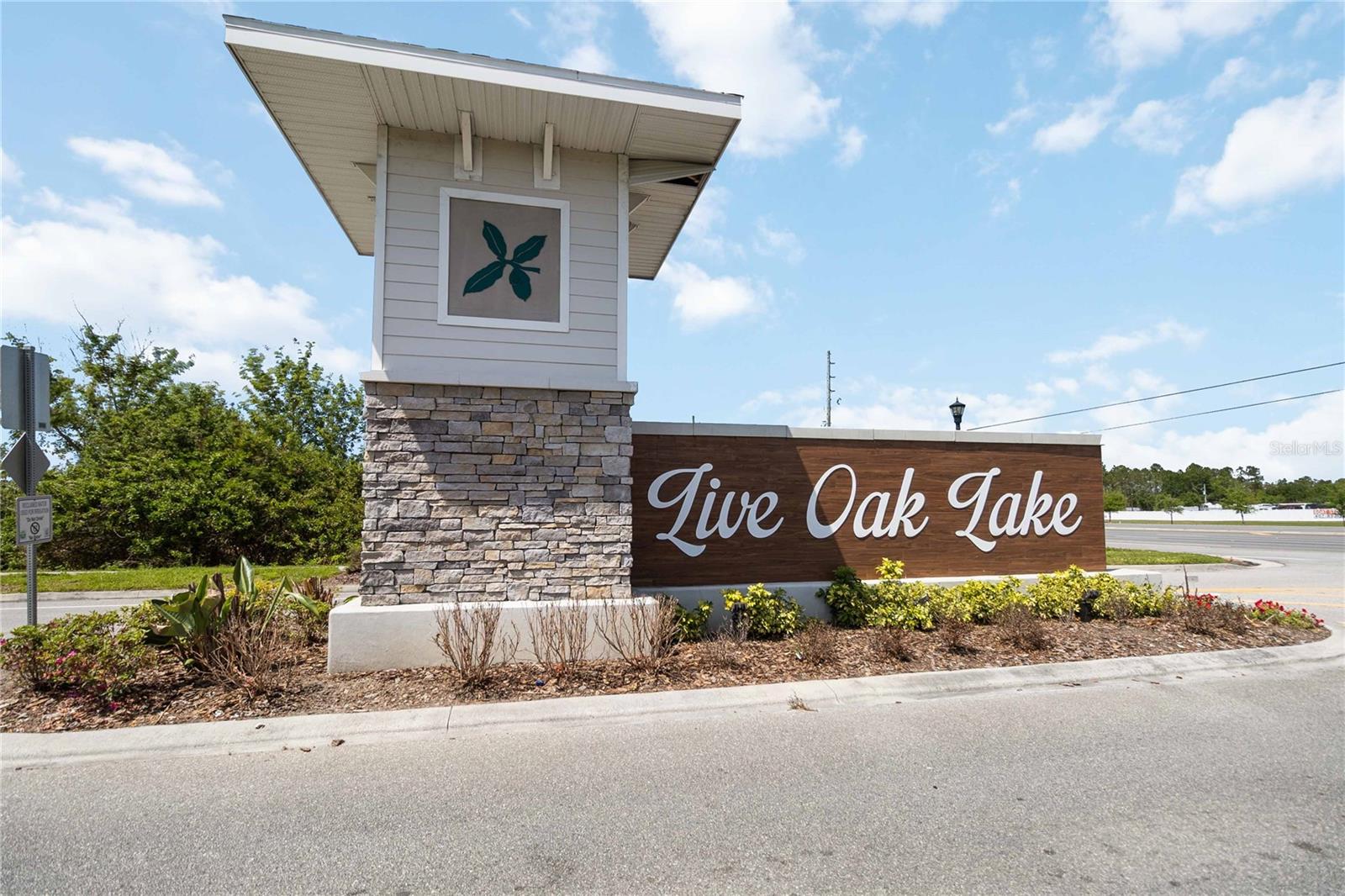 LIVE OAK LAKE PH 1 - Residential