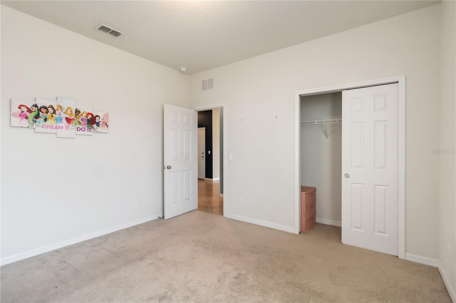 LIVE OAK LAKE PH 1 - Residential