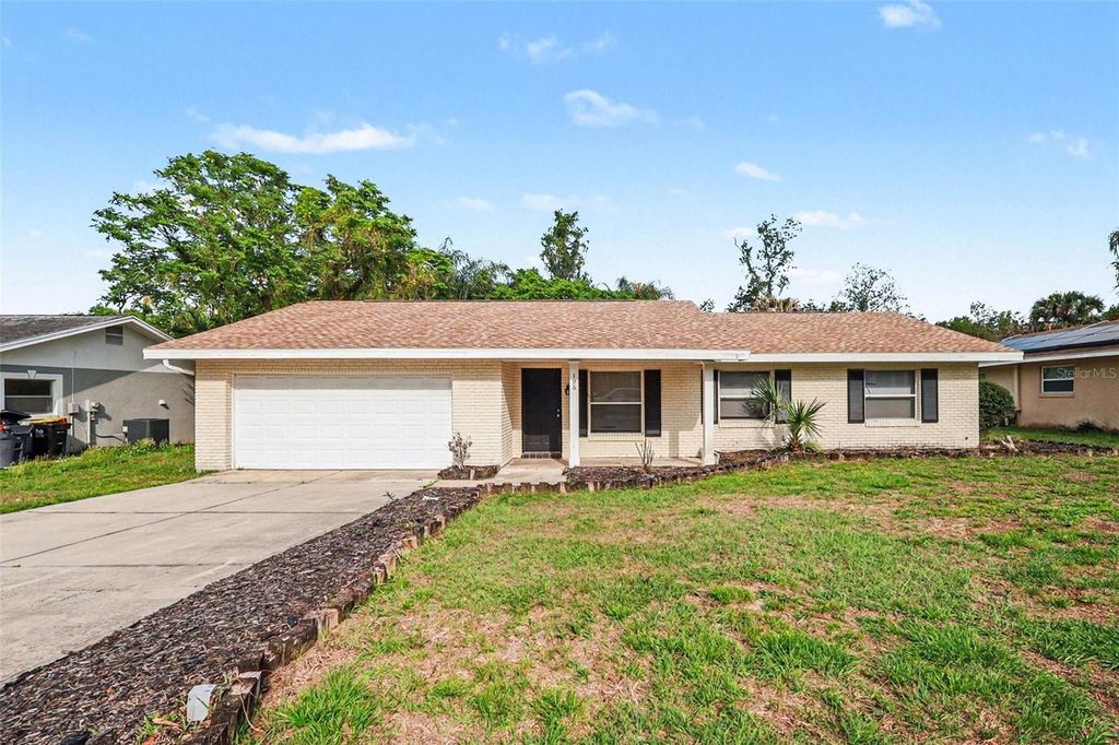 Photo of 196 Durrell Circle, Winter Haven, FL 33884 (MLS # O6393488)