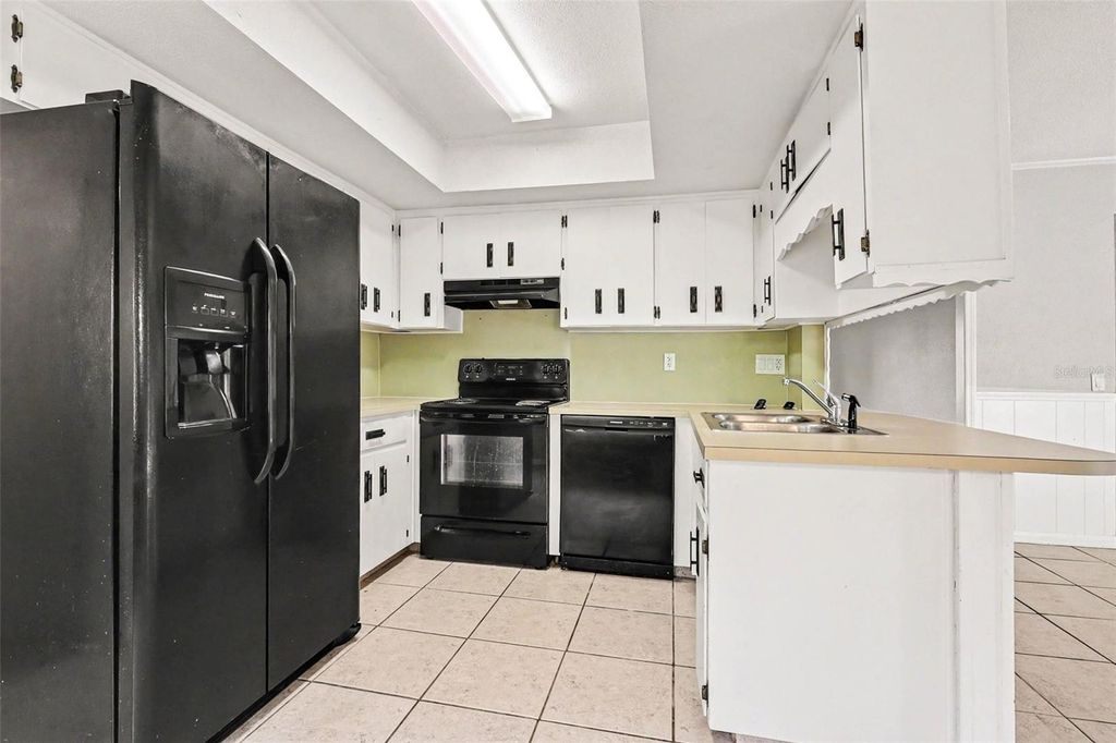 Photo of 196 Durrell Circle, Winter Haven, FL 33884 (MLS # O6393488)