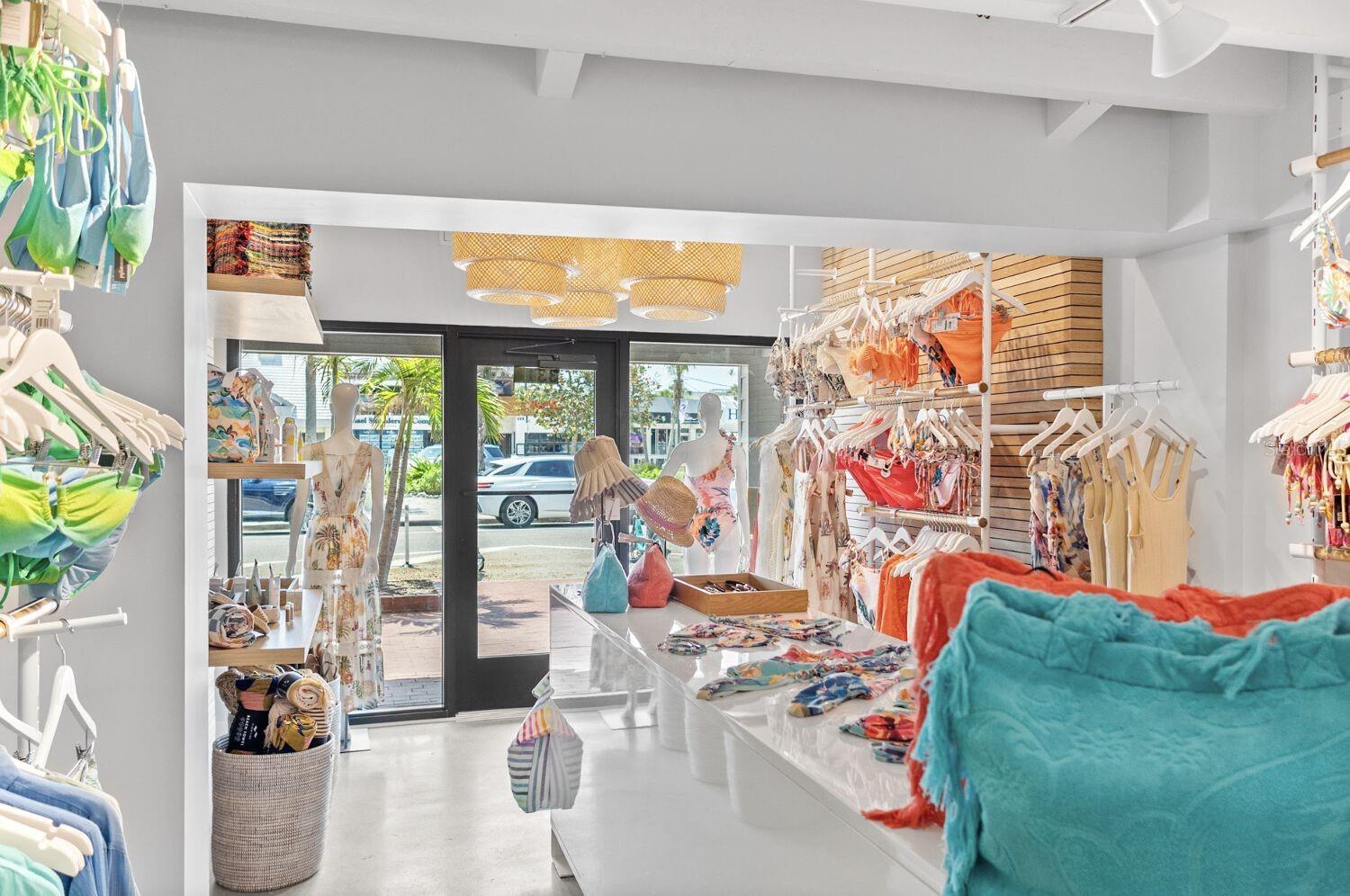 331 JOHN RINGLING BOULEVARD 101