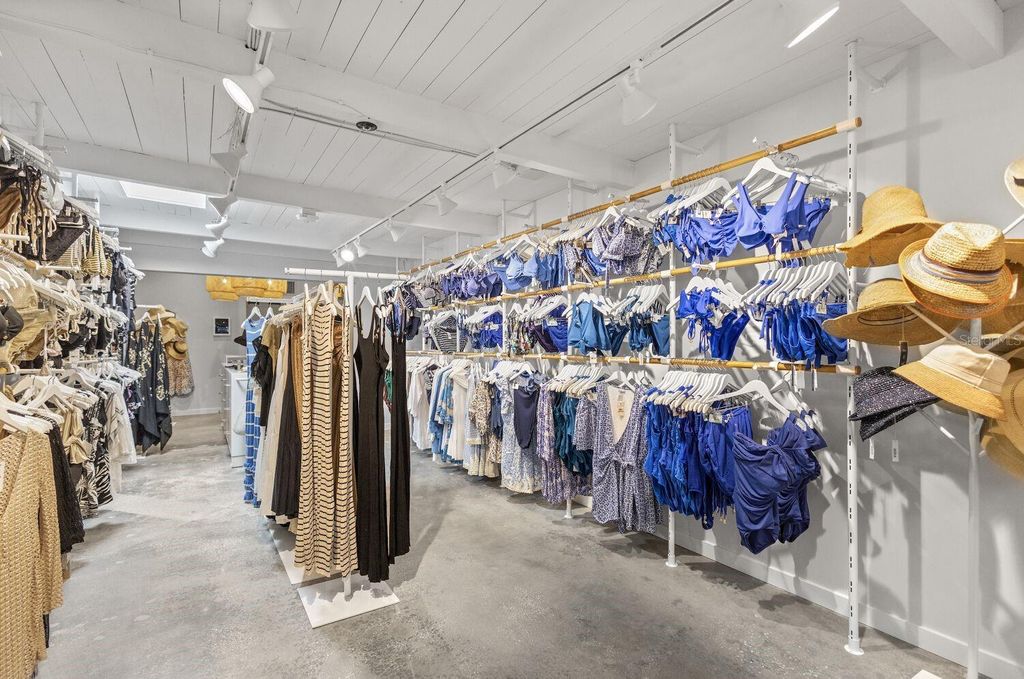 Photo of 331 John Ringling Boulevard #101, Sarasota, FL 34236 (MLS # A4687411)