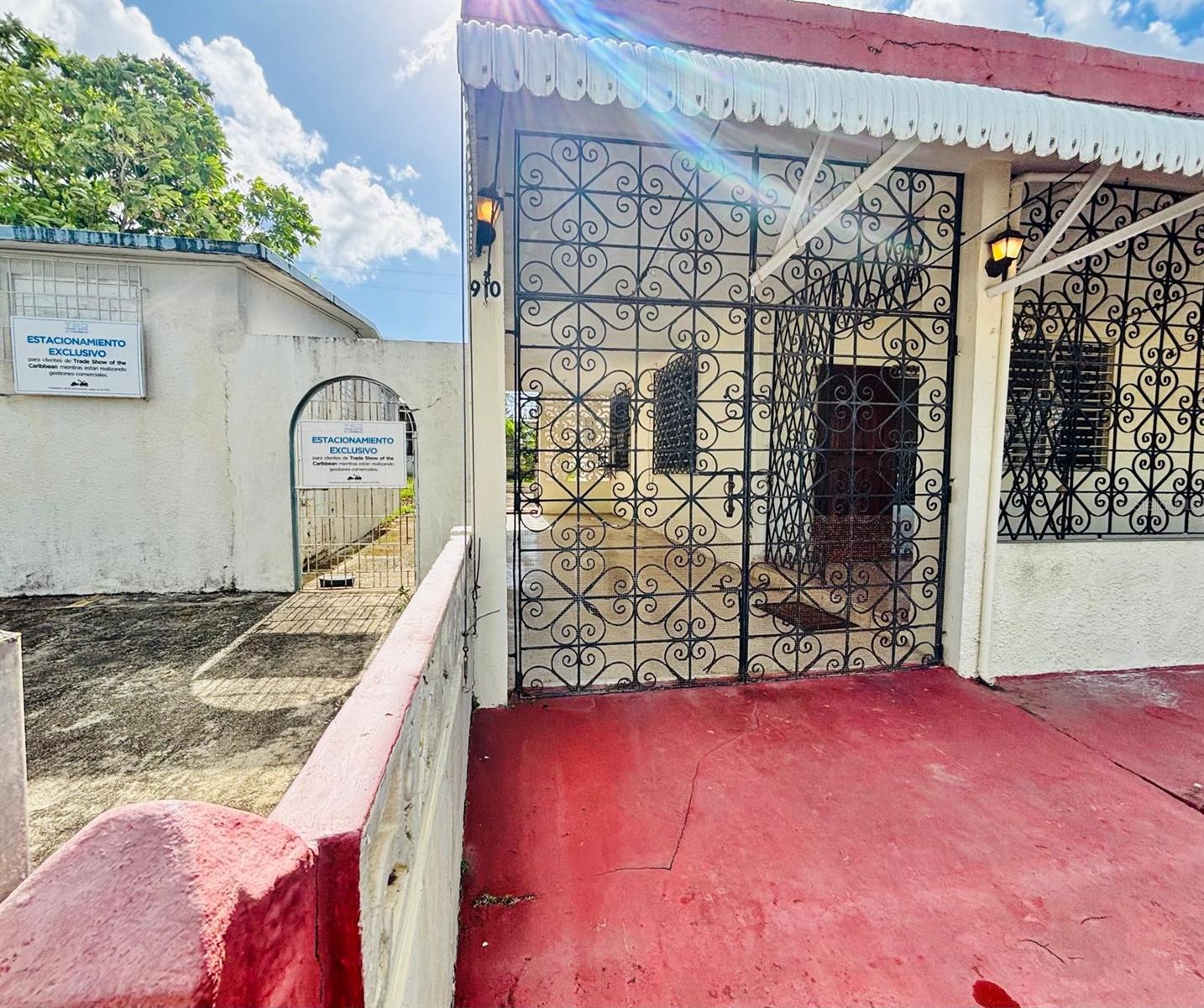 REPARTO METROPOLITANO - Residential