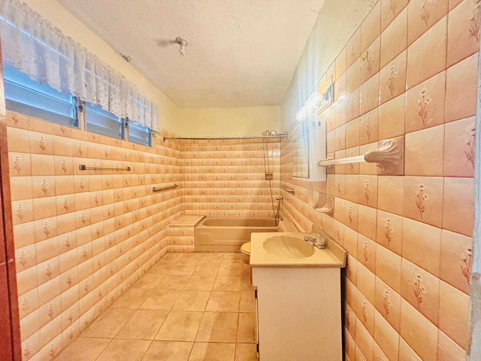 REPARTO METROPOLITANO - Residential