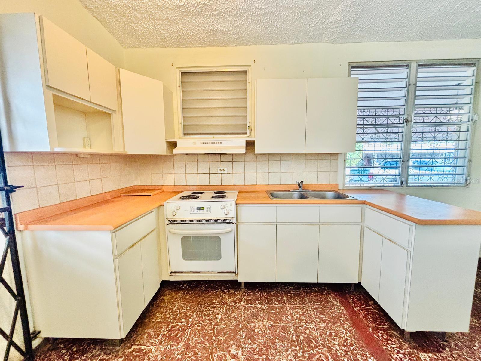 REPARTO METROPOLITANO - Residential