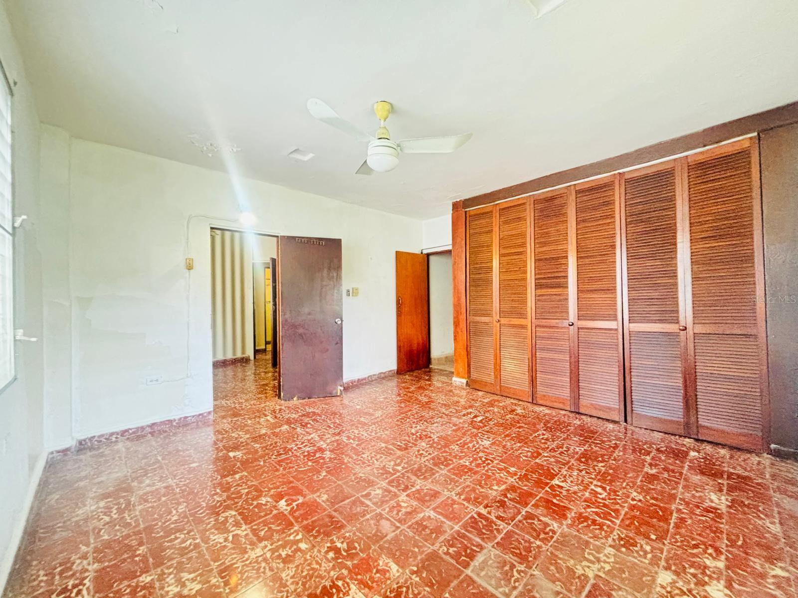 REPARTO METROPOLITANO - Residential