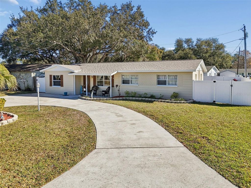 Photo of 6533 26th Street N, St Petersburg, FL 33702 (MLS # TB8470528)