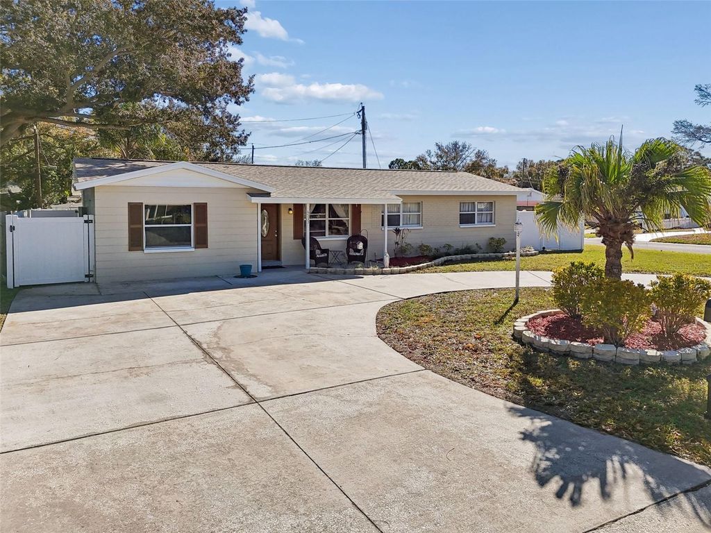 Photo of 6533 26th Street N, St Petersburg, FL 33702 (MLS # TB8470528)
