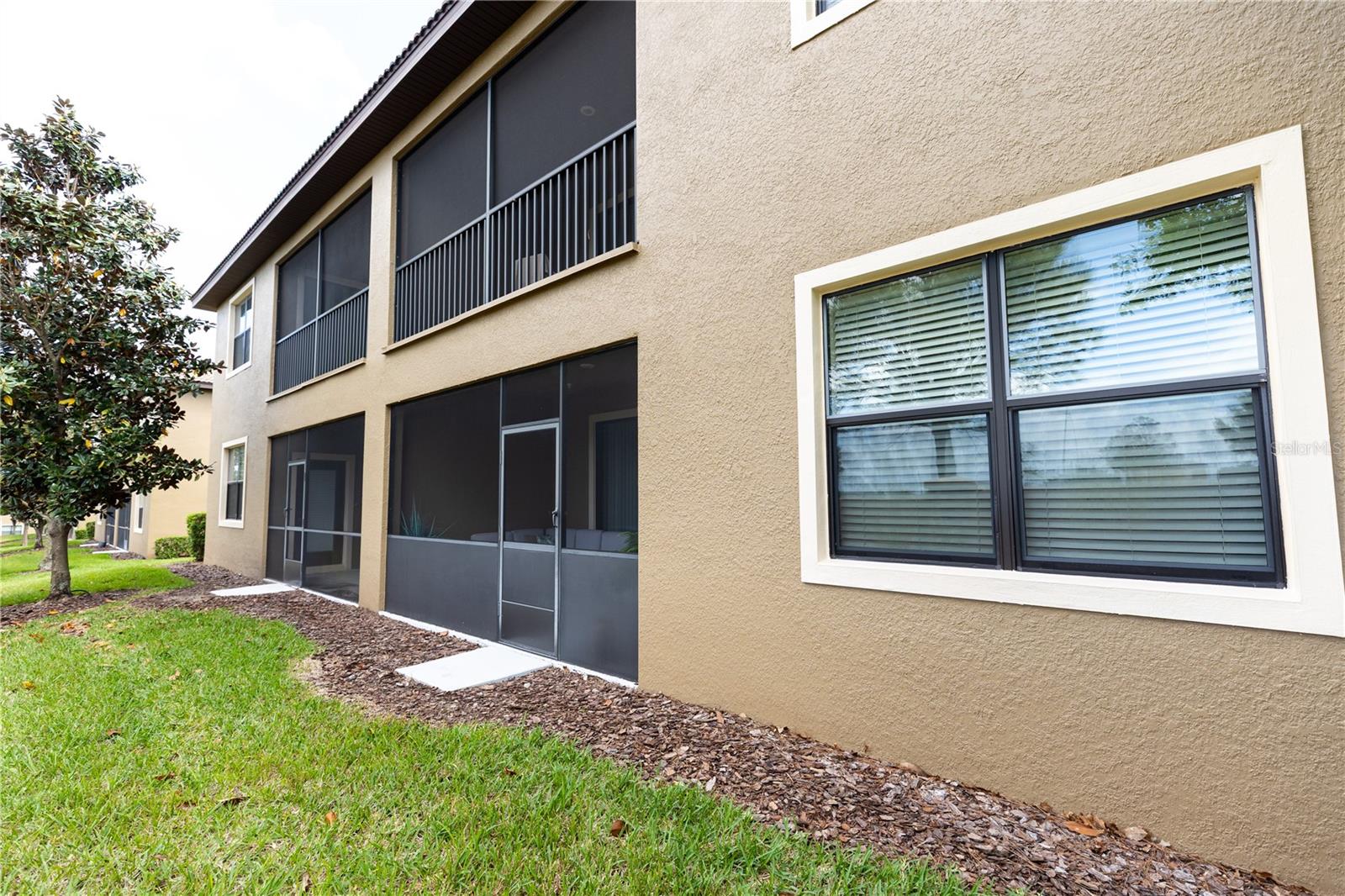 CHAMPIONS CLUB CONDO PH 28 - Residential