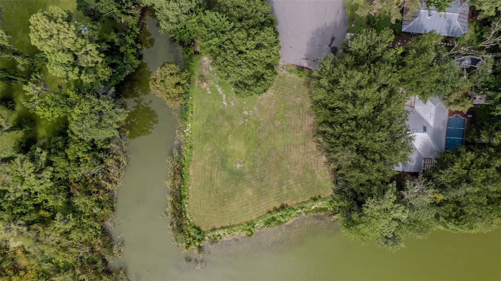 HOLIDAY HAVEN UN 02 - Land