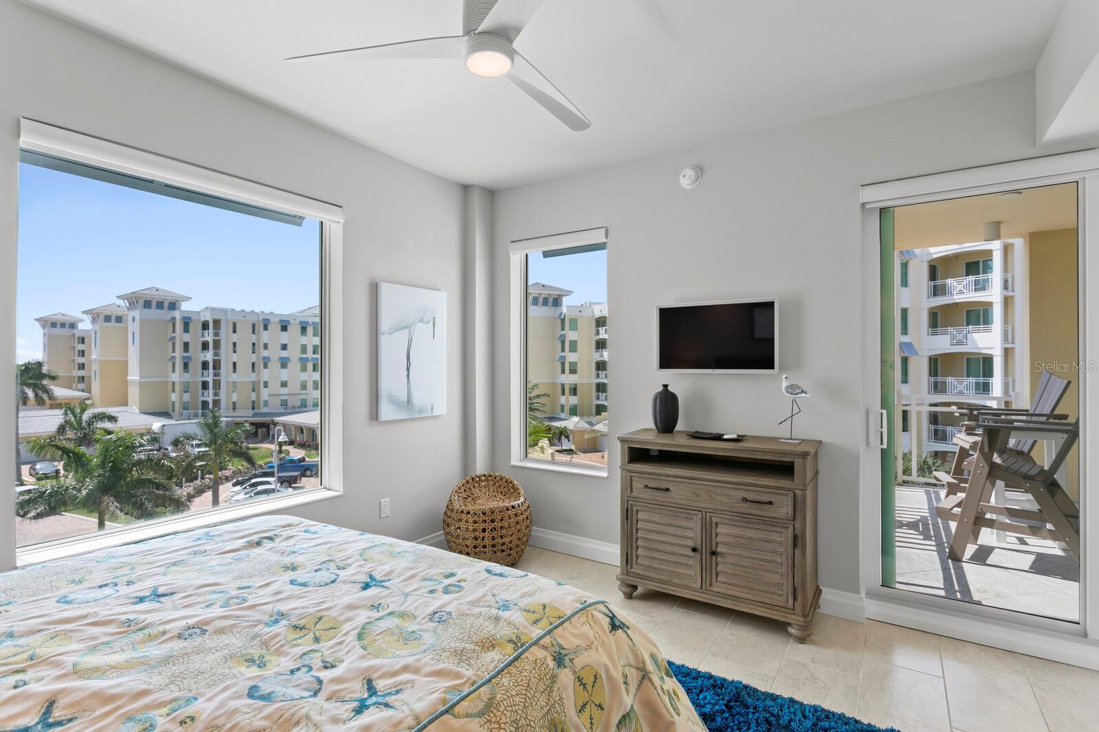 SUNSET POINTE AT COLLANY KEY II CONDO - Residential