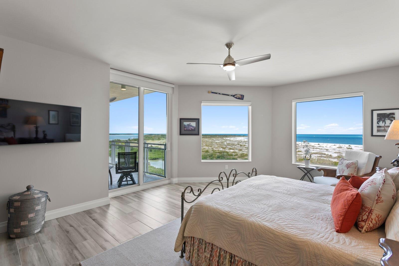 SUNSET POINTE AT COLLANY KEY II CONDO - Residential