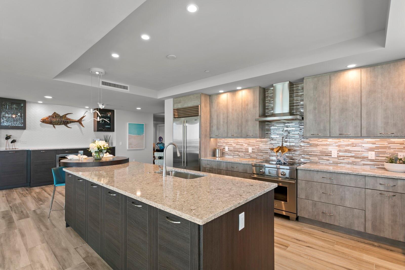 SUNSET POINTE AT COLLANY KEY II CONDO - Residential