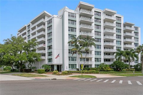 Photo of 700 Beach Drive NE #603, St Petersburg, FL 33701 (MLS # TB8518817)