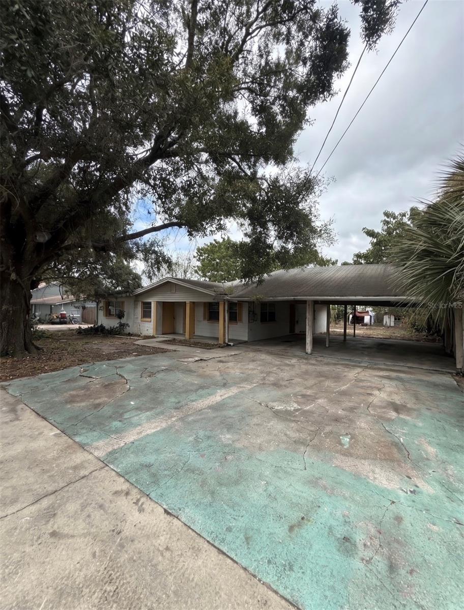 Photo of 65 Bluff Road, Mulberry, FL 33860 (MLS # L4966176)
