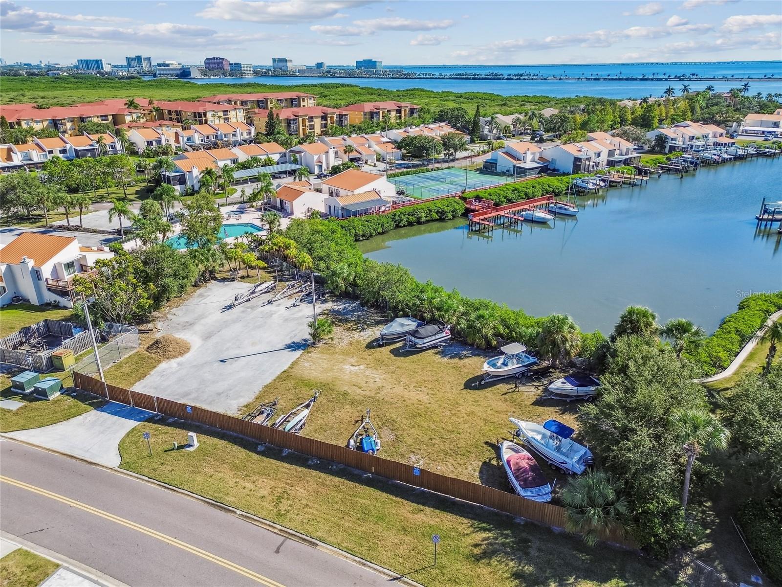 BAY CREST PARK UNIT 21 - Residential