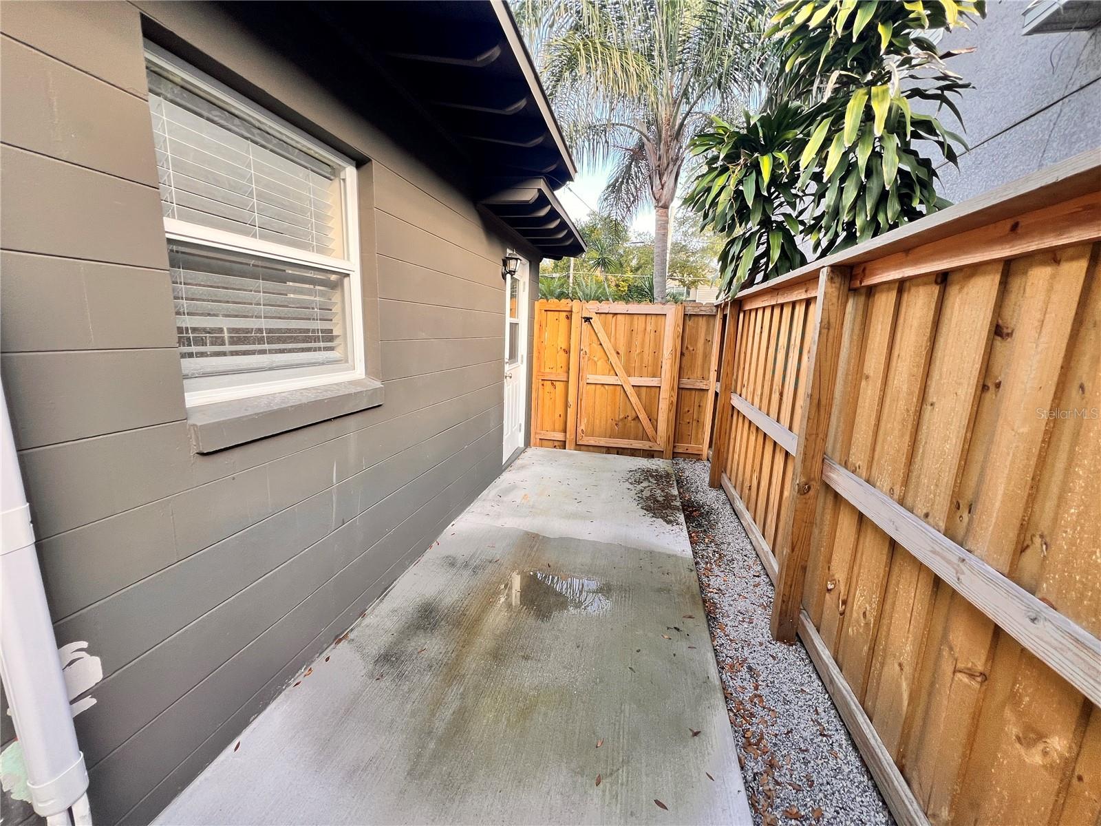 HILLCREST HEIGHTS 2ND ADD - Residential Lease