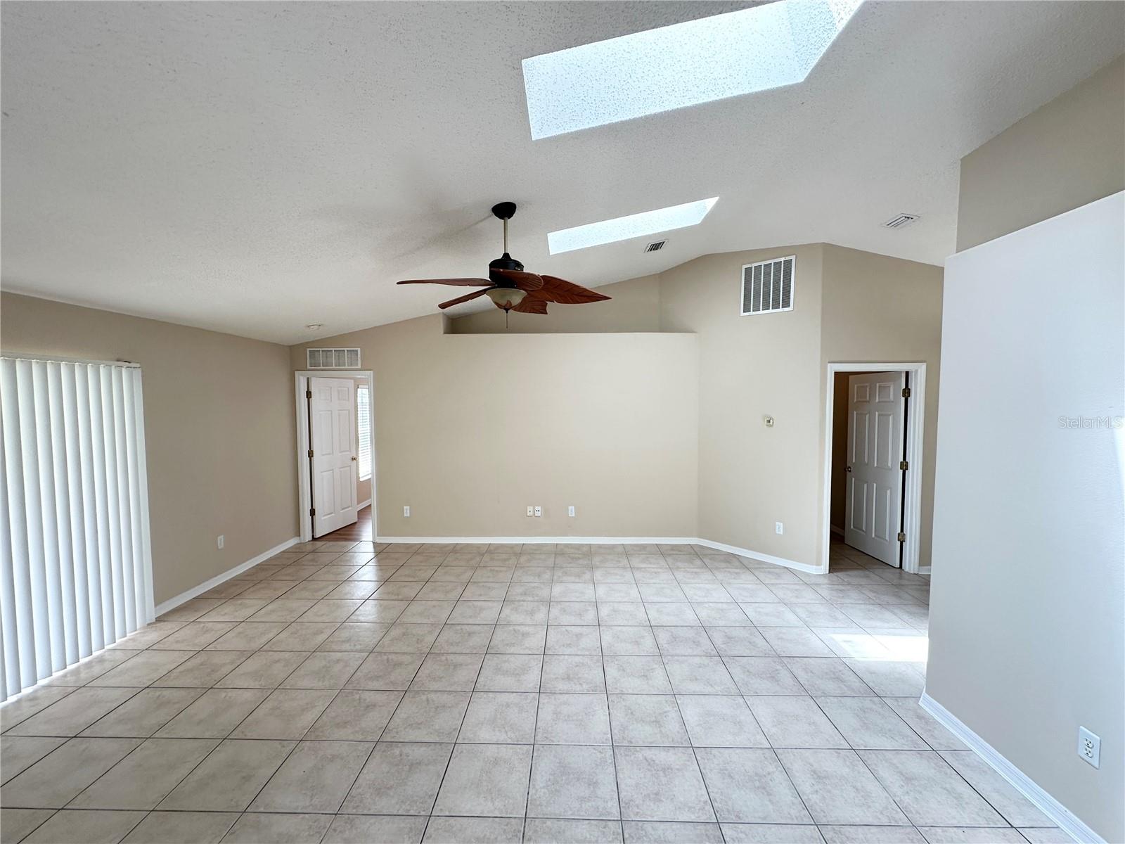 PINE GROVE - Residential
